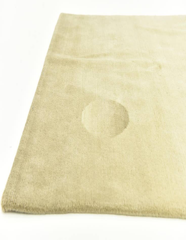 Detail image of  4' 7 x 6' 7  Hand Knotted Nepal Wool Rug