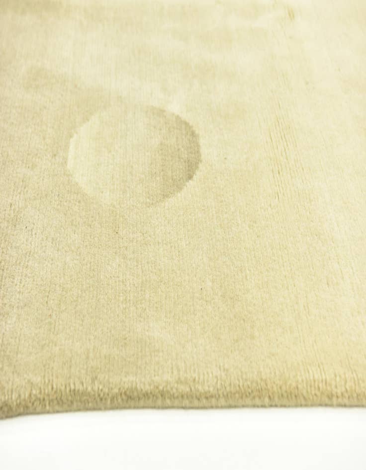 Detail image of  4' 7 x 6' 7  Hand Knotted Nepal Wool Rug