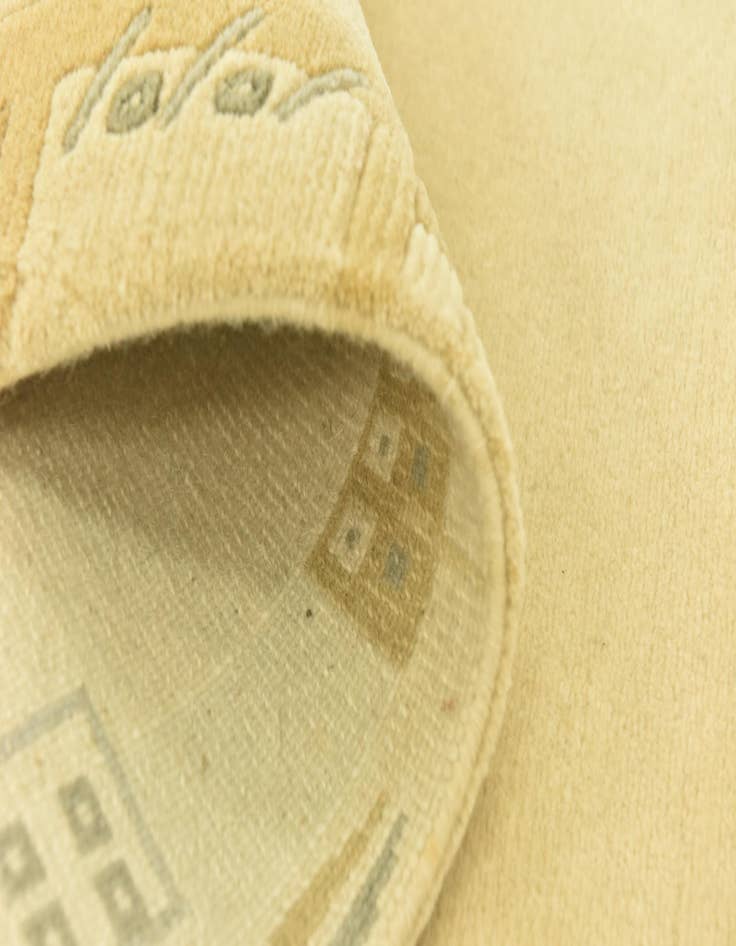 Detail image of  3' 1 x 5' 3  Hand Knotted Nepal Wool Rug