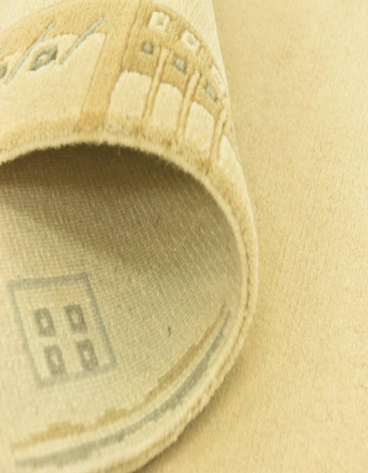 Detail image of  3' 1 x 5' 2  Hand Knotted Nepal Wool Rug