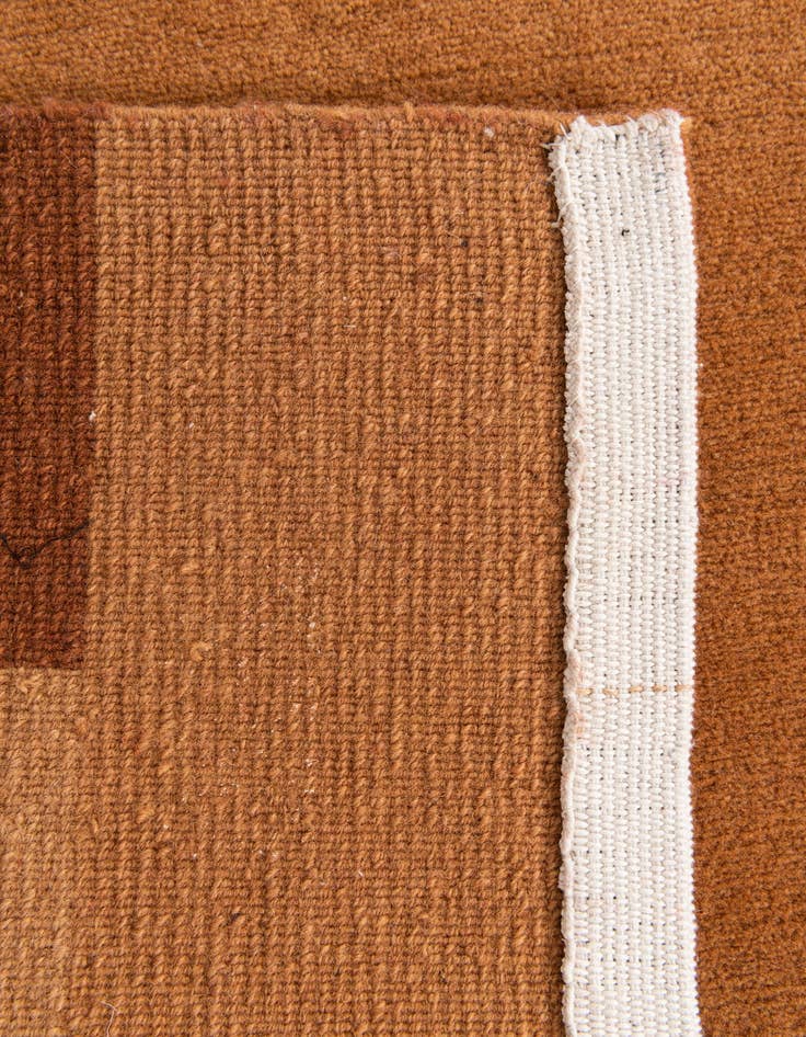 Detail image of  4' 8 x 6' 7  Hand Knotted Nepal Rug