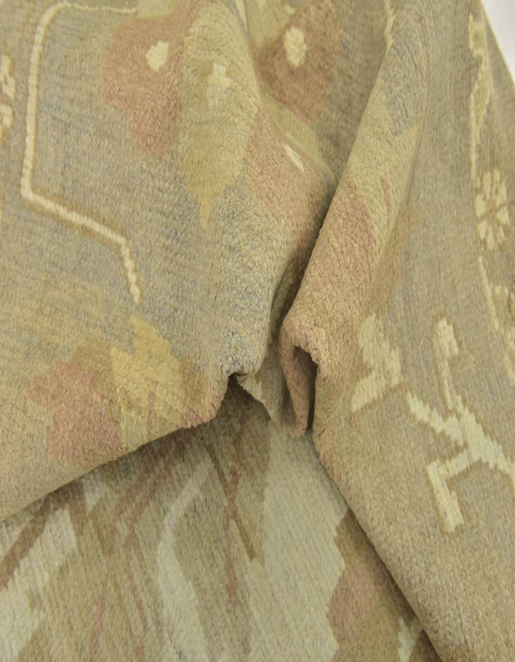 Detail image of  11' 7 x 15' 9  Hand Knotted Oushak Wool Rug