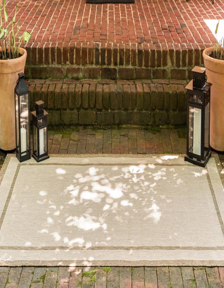 Detail image of  5' 3 x 8'  Washable Border Indoor / Outdoor Rug