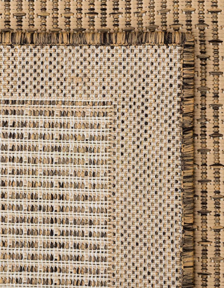 Detail image of  5' 3 x 8'  Washable Border Indoor / Outdoor Rug
