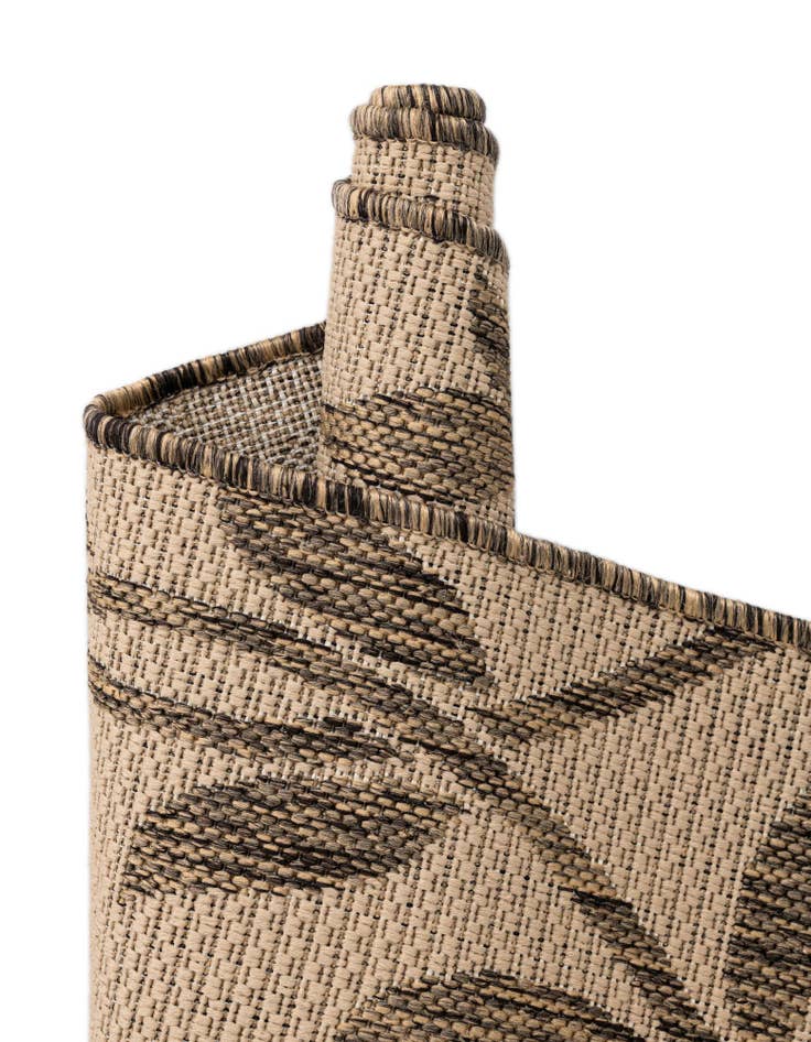 Detail image of  2' 2 x 3'  Washable Botanical Indoor / Outdoor Rug