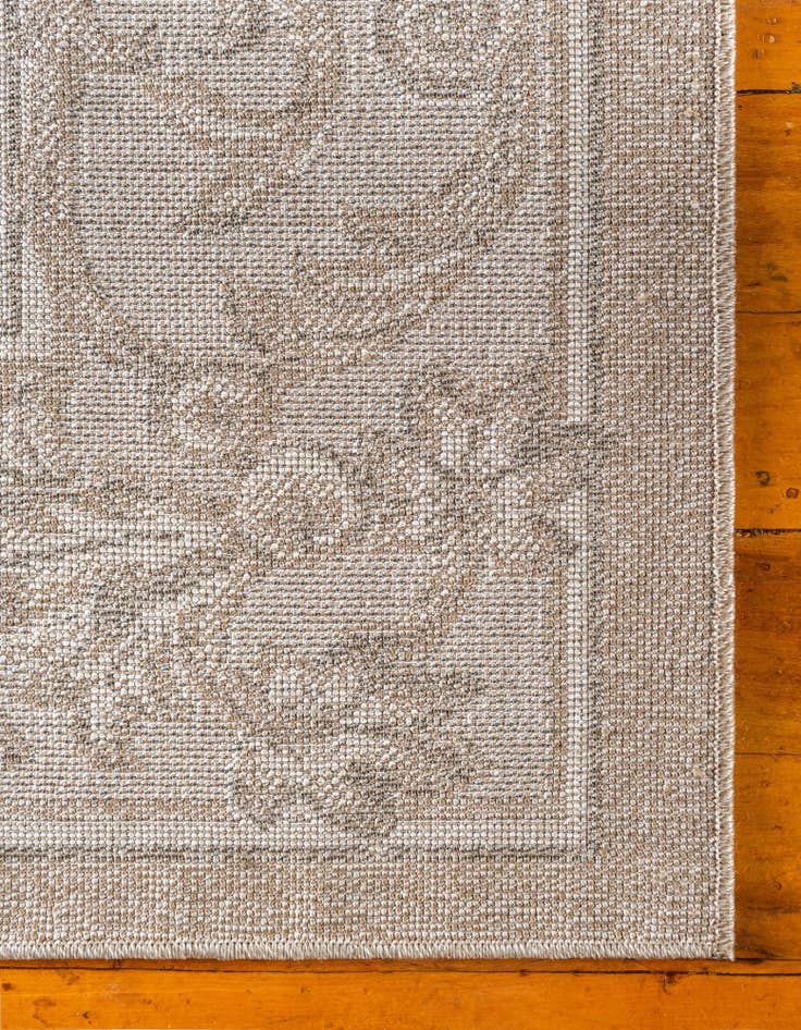 Detail image of 4' x 6' Washable Botanical Indoor / Outdoor Rug