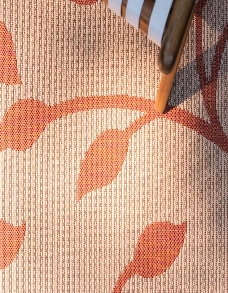 Detail image of 4' x 6' Washable Botanical Indoor / Outdoor Rug