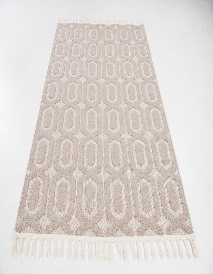 Detail image of  5' 3 x 7' 8  Washable Lattice Indoor / Outdoor Rug