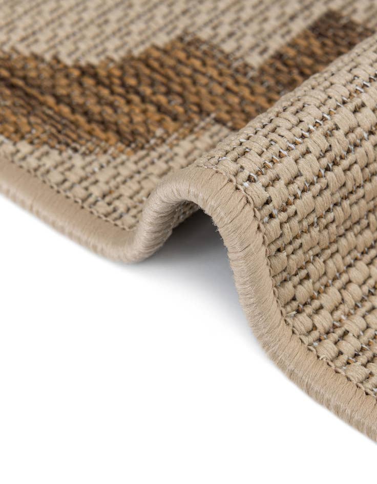 Detail image of  8' x 11' 4  Washable Lattice Indoor / Outdoor Rug