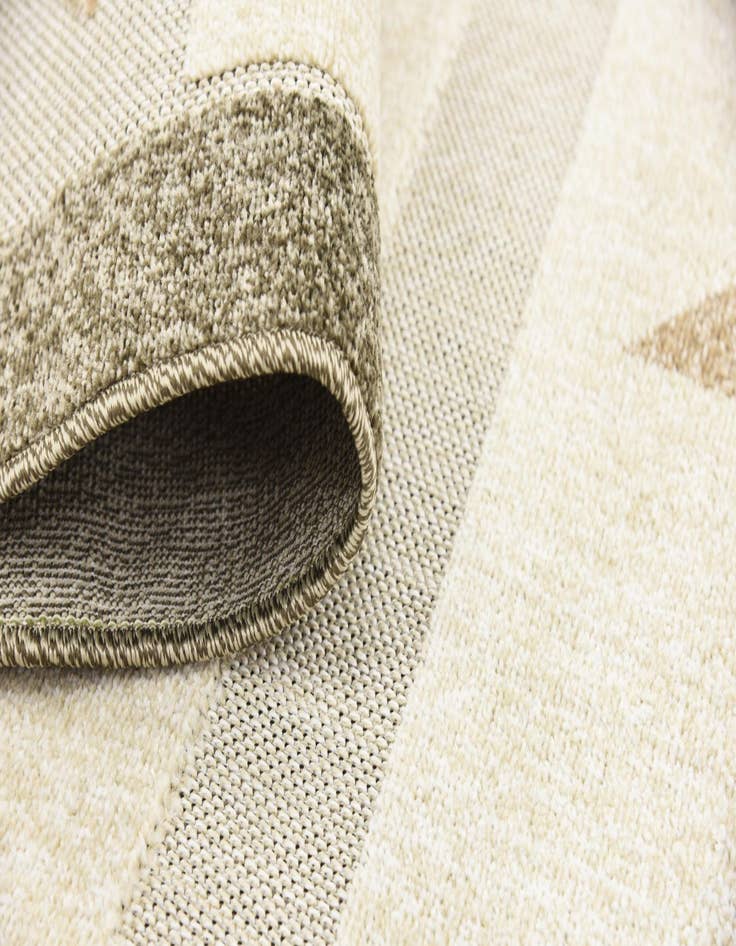 Detail image of  9' x 12'  Washable Modern Indoor / Outdoor Rug