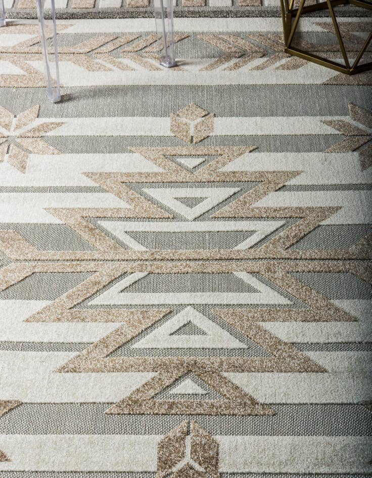 Detail image of  6' x 9'  Washable Modern Indoor / Outdoor Rug