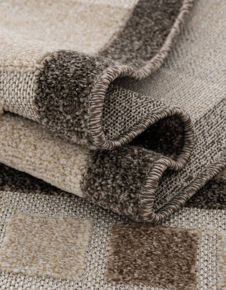 Detail image of  4' x 6'  Washable Modern Indoor / Outdoor Rug