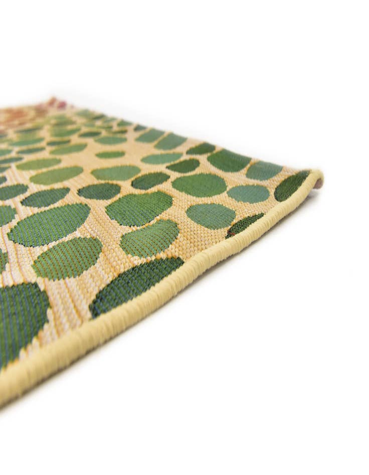 Detail image of  4' x 6'  Washable Modern Indoor / Outdoor Rug