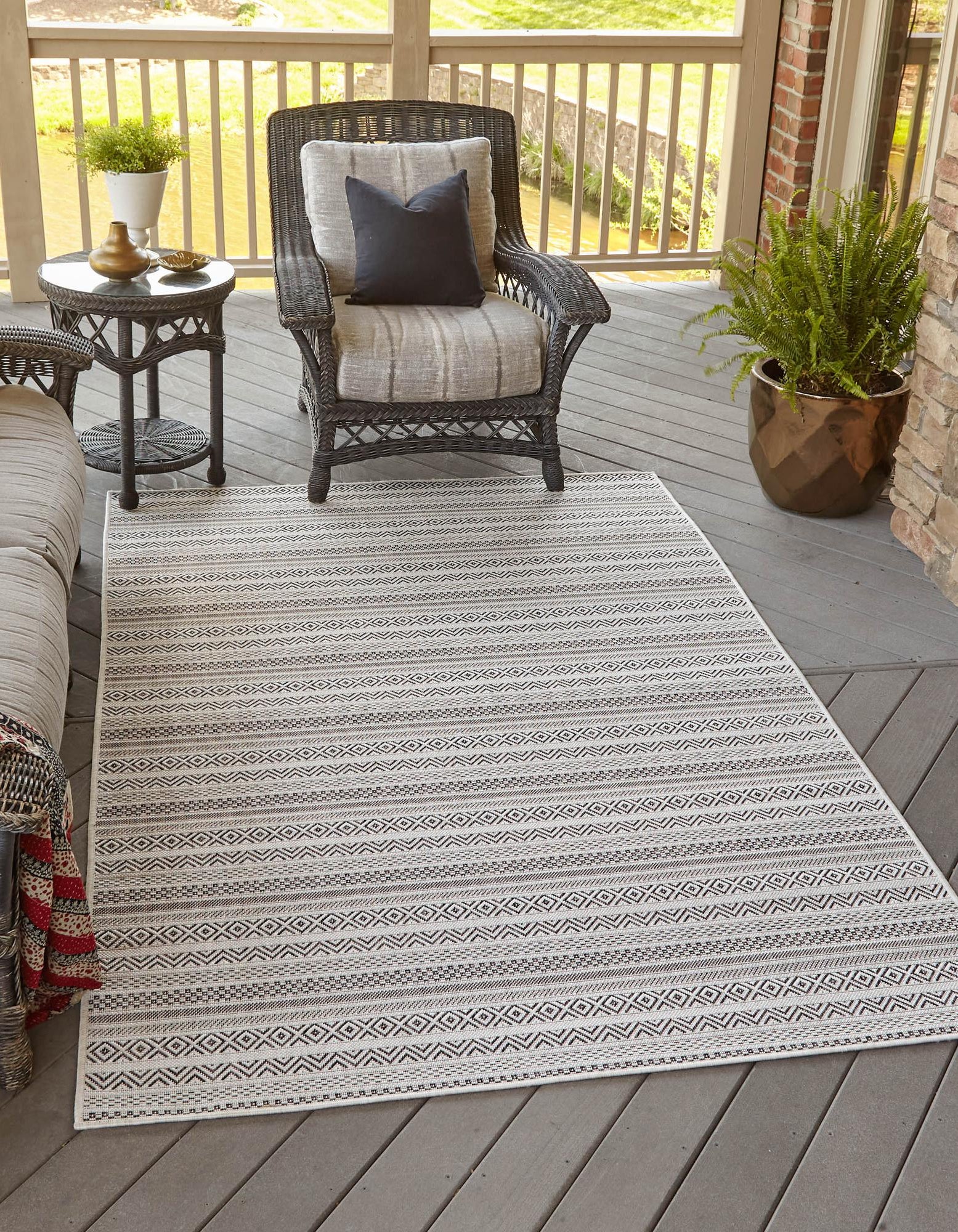 Beige 4' x 6' Ribbon Indoor / Outdoor Rug | Rugs.com