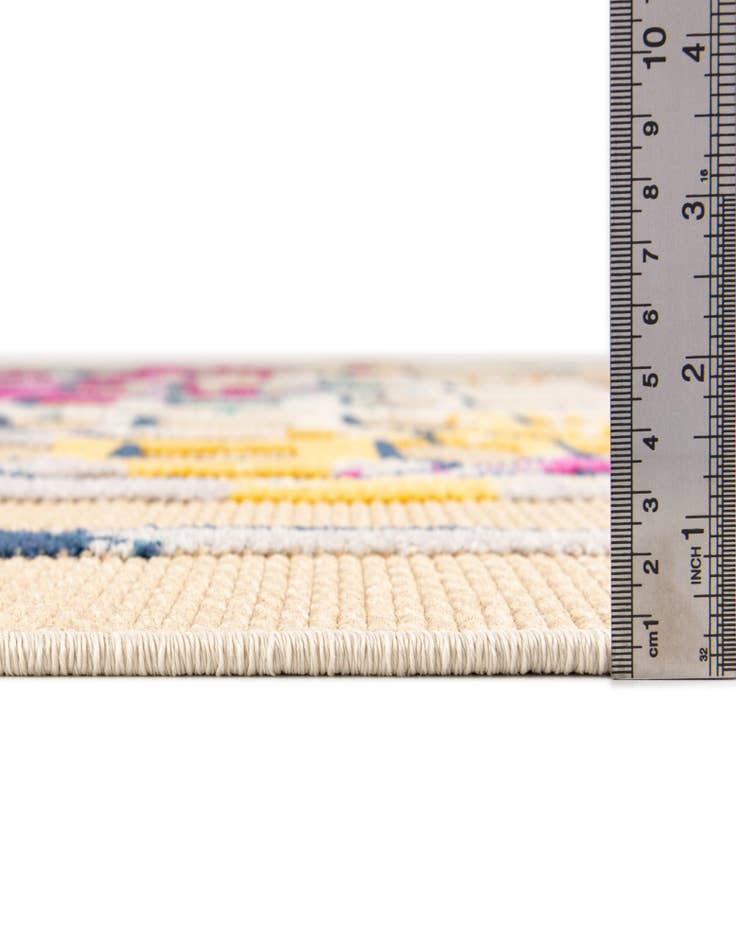 Detail image of  5' 3 x 7' 7  Washable  Indoor / Outdoor Rug