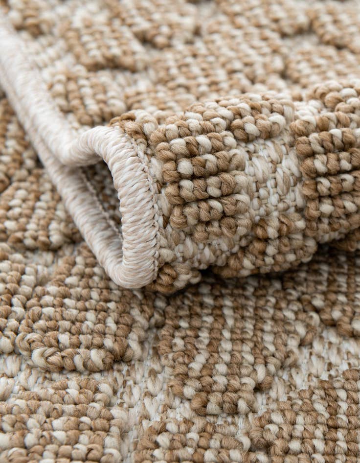 Detail image of  6' 1 x 9'  Washable Safari Indoor / Outdoor Rug