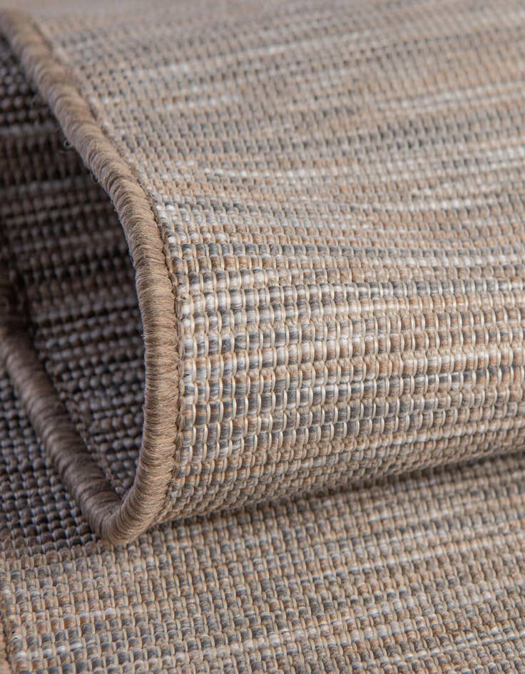 Detail image of  6' 3 x 9'  Washable Solid Indoor / Outdoor Rug