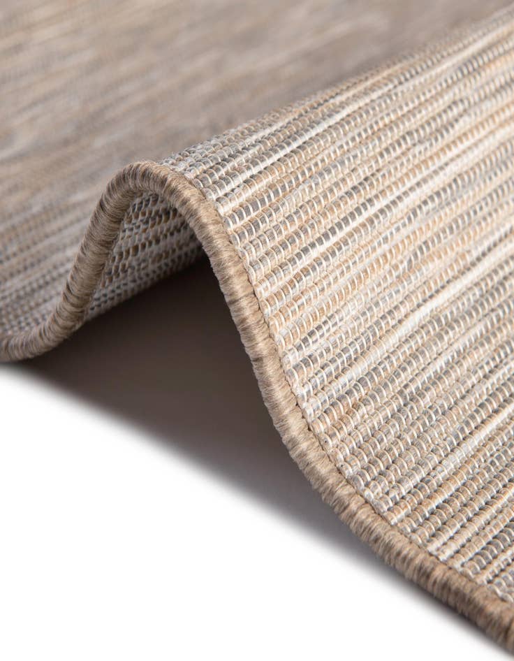 Detail image of  6' 3 x 9'  Washable Solid Indoor / Outdoor Rug