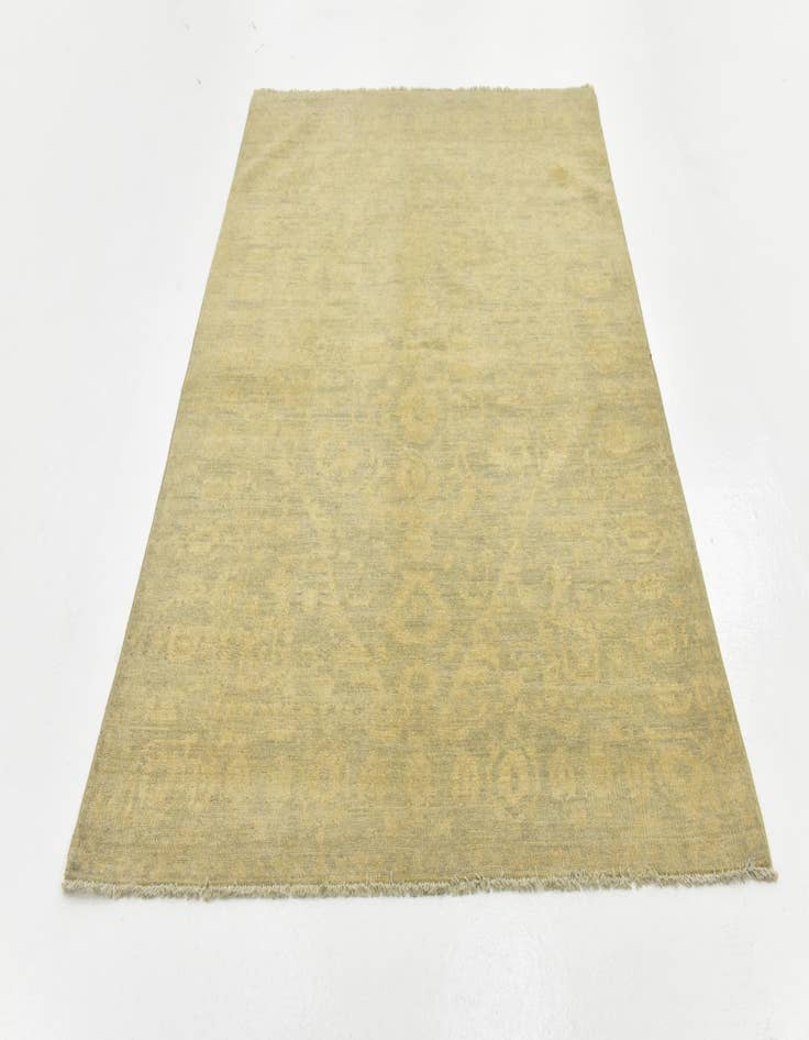 Detail image of  4' 7 x 6' 6  Hand Knotted Over-Dyed Ziegler Rug