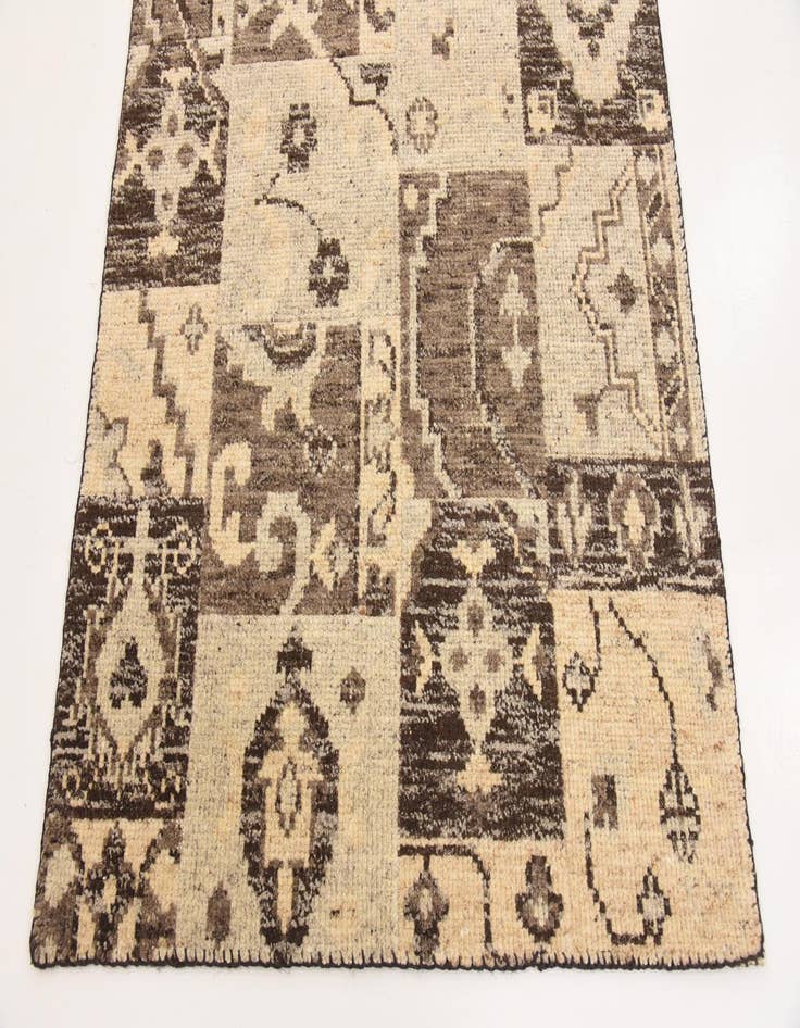 Detail image of  4' x 5' 8  Hand Knotted Patchwork Wool Rug