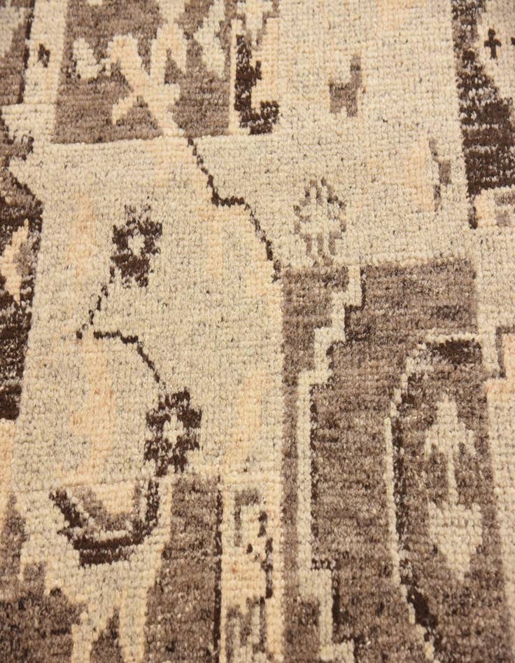 Detail image of  4' x 5' 8  Hand Knotted Patchwork Wool Rug