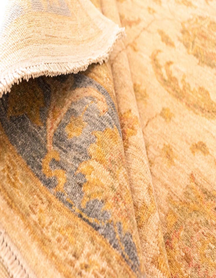 Detail image of  6' 7 x 9' 7 Peshawar Ziegler Wool Rug