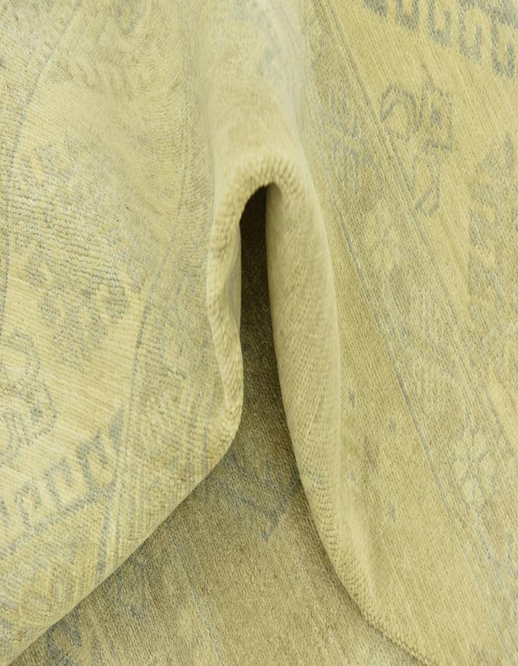 Detail image of  5' 11 x 8' 9  Hand Knotted Peshawar Ziegler Rug