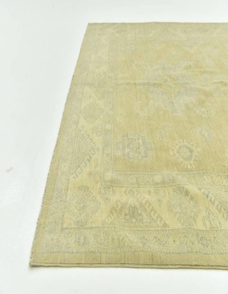 Detail image of  5' 11 x 8' 9  Hand Knotted Peshawar Ziegler Rug