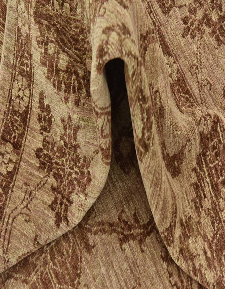 Detail image of  6' 10 x 9' 10  Hand Knotted Peshawar Ziegler Rug