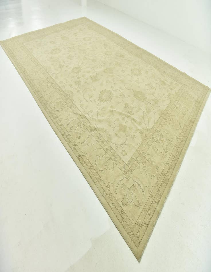 Detail image of  11' 10 x 17' 9  Hand Knotted Peshawar Ziegler Rug