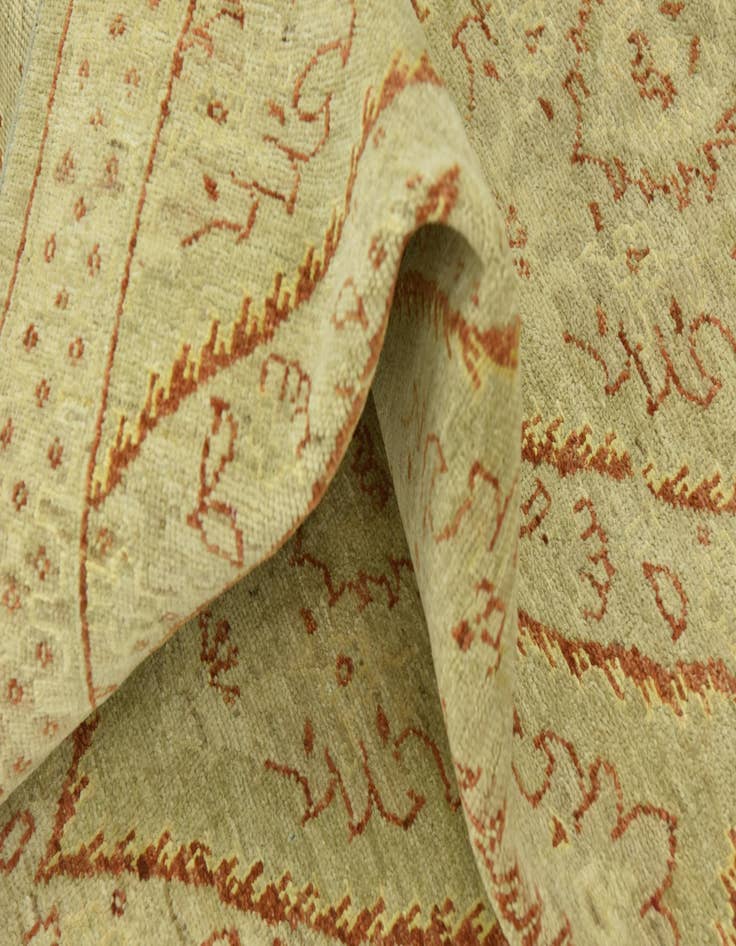 Detail image of  6' 8 x 9' 5  Hand Knotted Peshawar Ziegler Rug