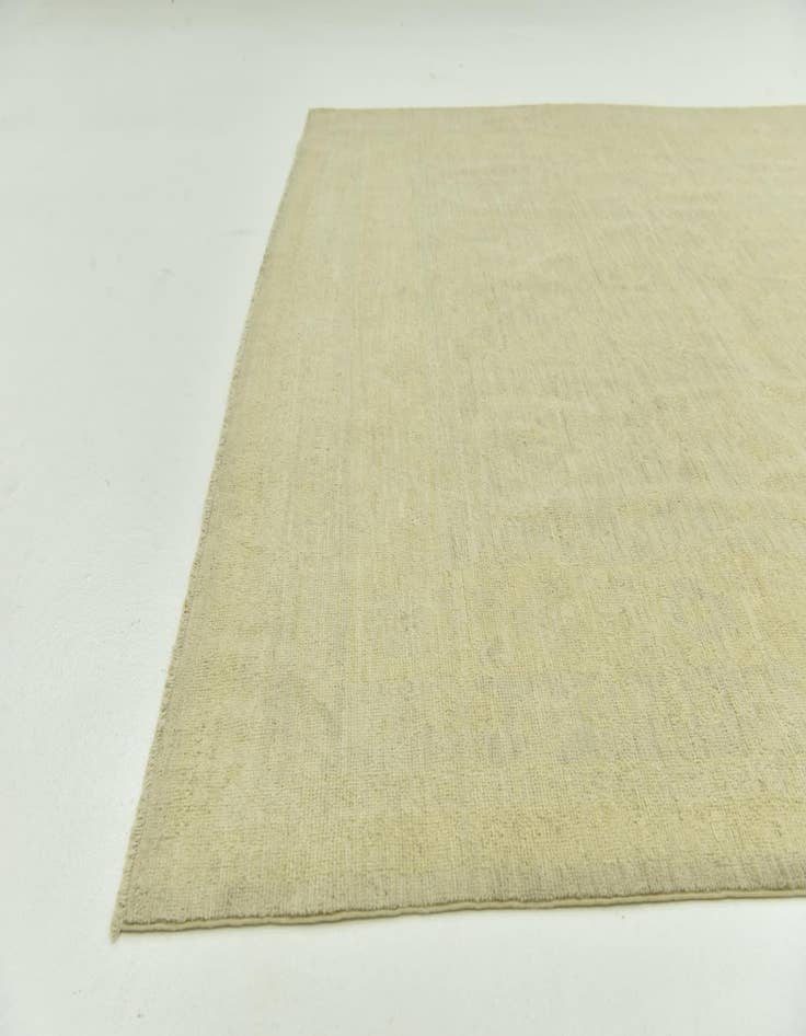 Detail image of  8' 1 x 10' 2  Hand Knotted Peshawar Ziegler Wool Rug