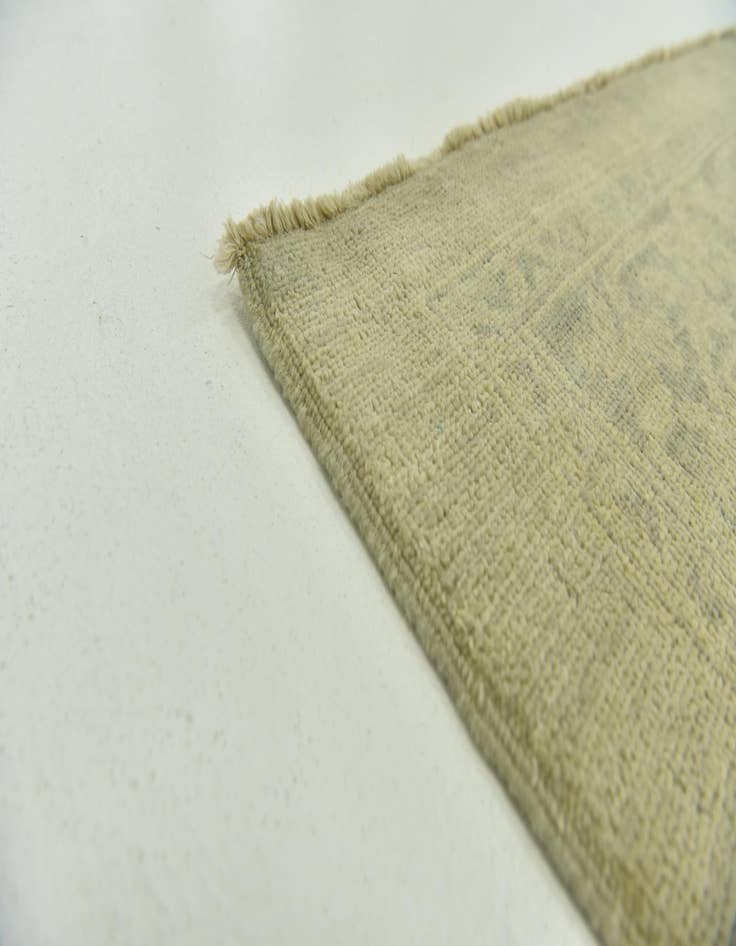 Detail image of  12' 3 x 18' 4  Hand Knotted Peshawar Ziegler Rug