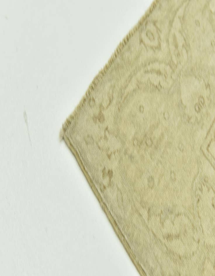 Detail image of  5' 7 x 7' 9  Hand Knotted Peshawar Ziegler Wool Rug