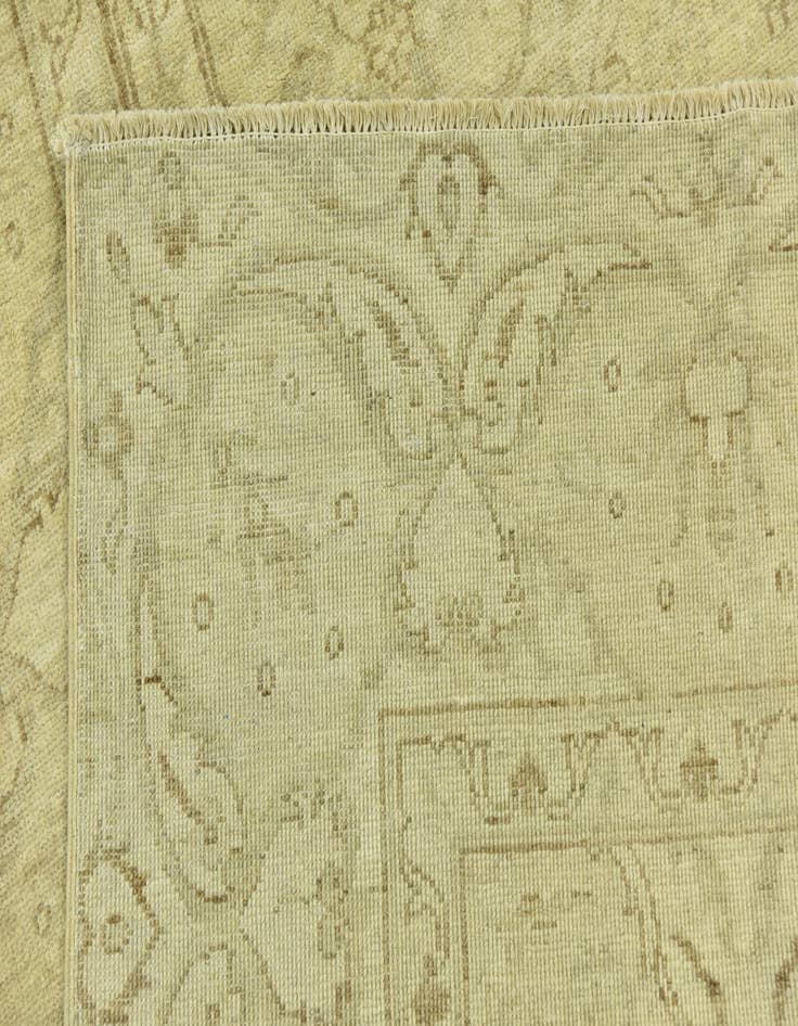 Detail image of  5' 7 x 7' 9  Hand Knotted Peshawar Ziegler Wool Rug