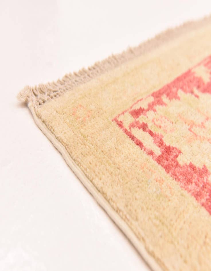 Detail image of  5' 8 x 8'  Hand Knotted Peshawar Ziegler Rug