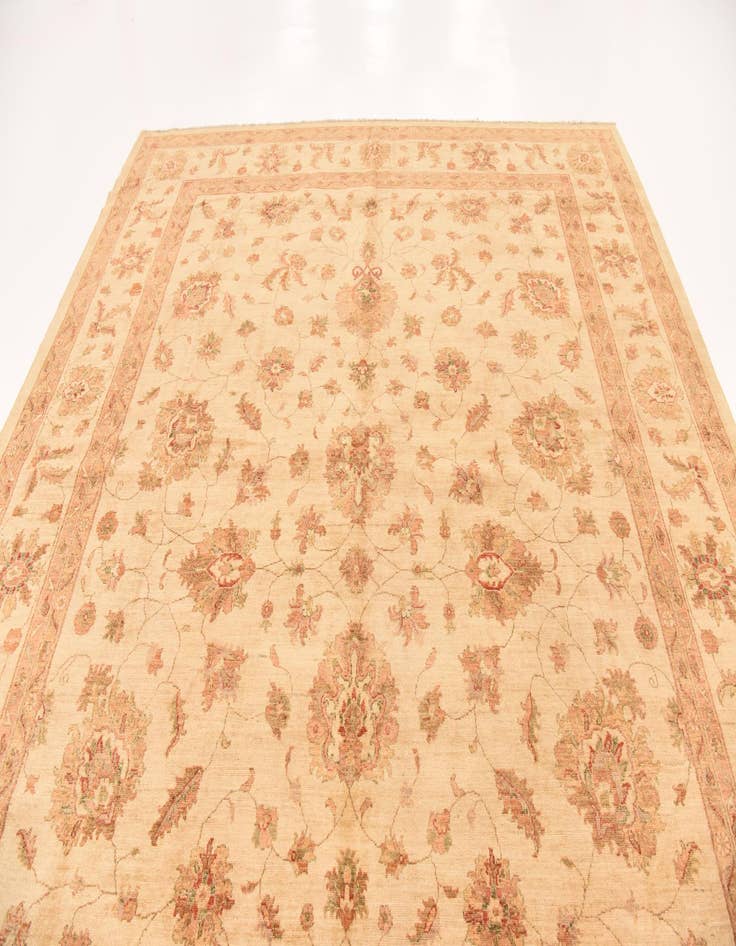 Detail image of  9' 10 x 13'  Hand Knotted Peshawar Ziegler Rug