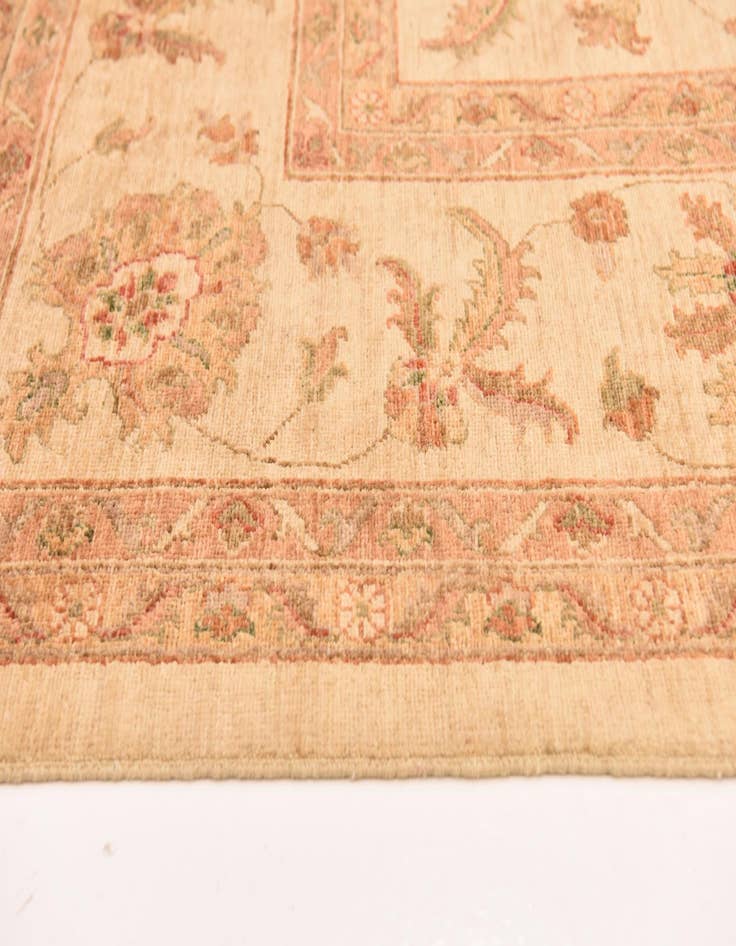 Detail image of  9' 10 x 13'  Hand Knotted Peshawar Ziegler Rug