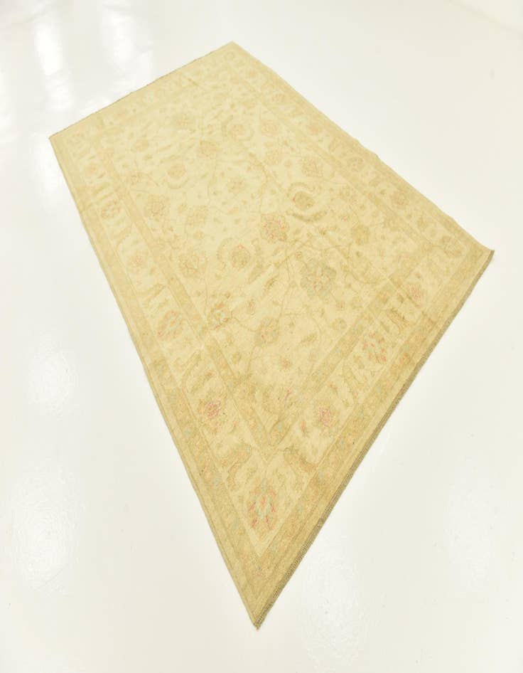 Detail image of  6' 9 x 9' 9  Hand Knotted Peshawar Ziegler Rug