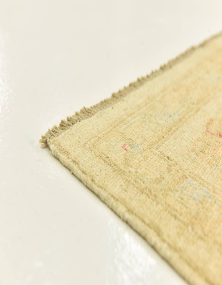 Detail image of  6' 9 x 9' 9  Hand Knotted Peshawar Ziegler Rug