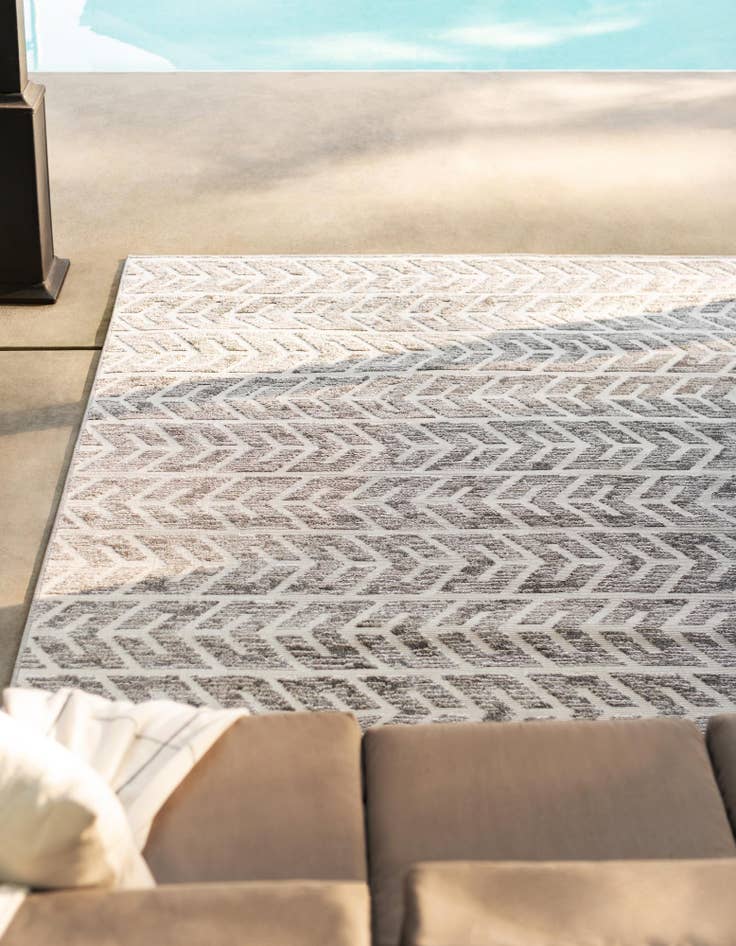 Detail image of  5' x 8'  Washable Sabrina Soto Aston Indoor / Outdoor Rug