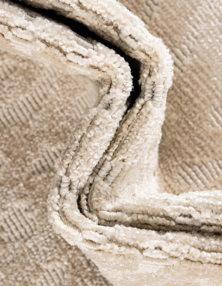 Detail image of  4' x 6'  Washable Sabrina Soto Ella Indoor / Outdoor Rug
