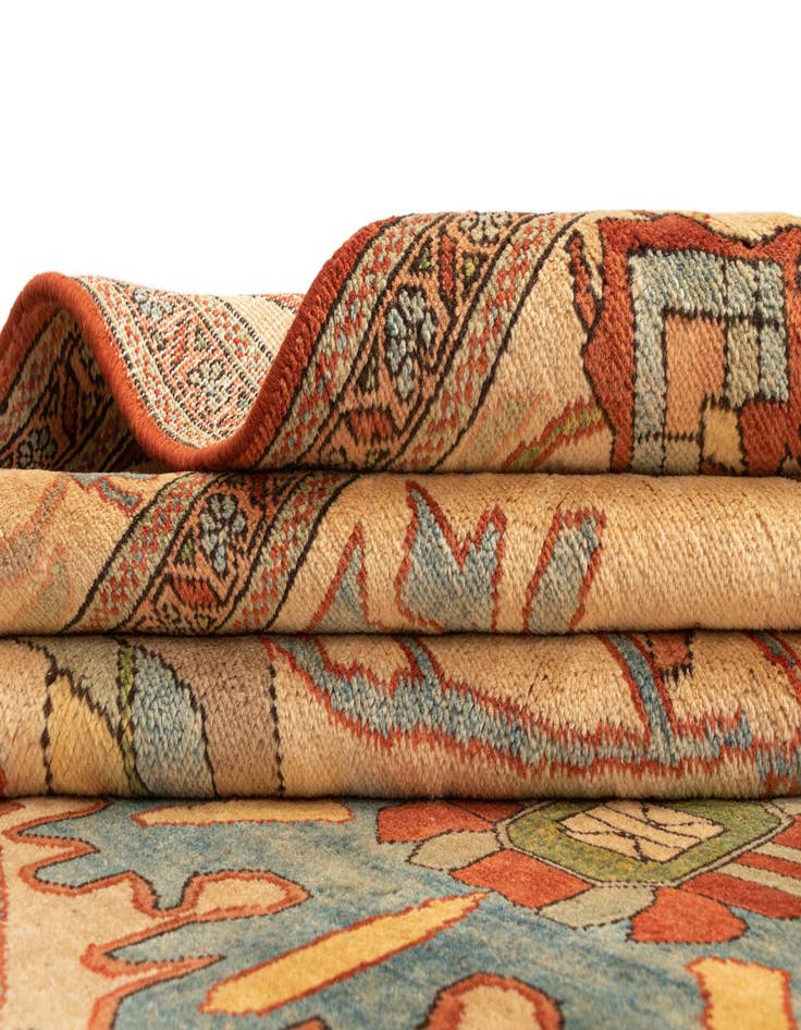 Detail image of  10' x 13' 6 Sara Rug