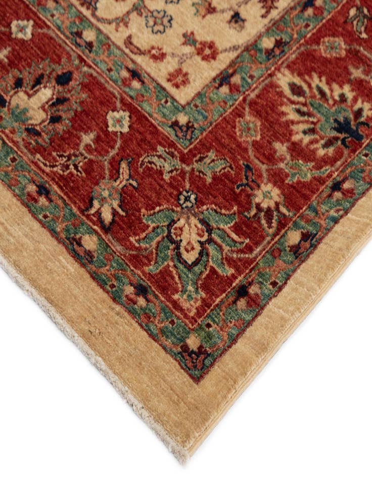 Detail image of  5' x 6' 6 Sara Rug