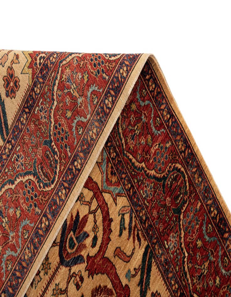 Detail image of  5' 10 x 7' 9 Sara Rug