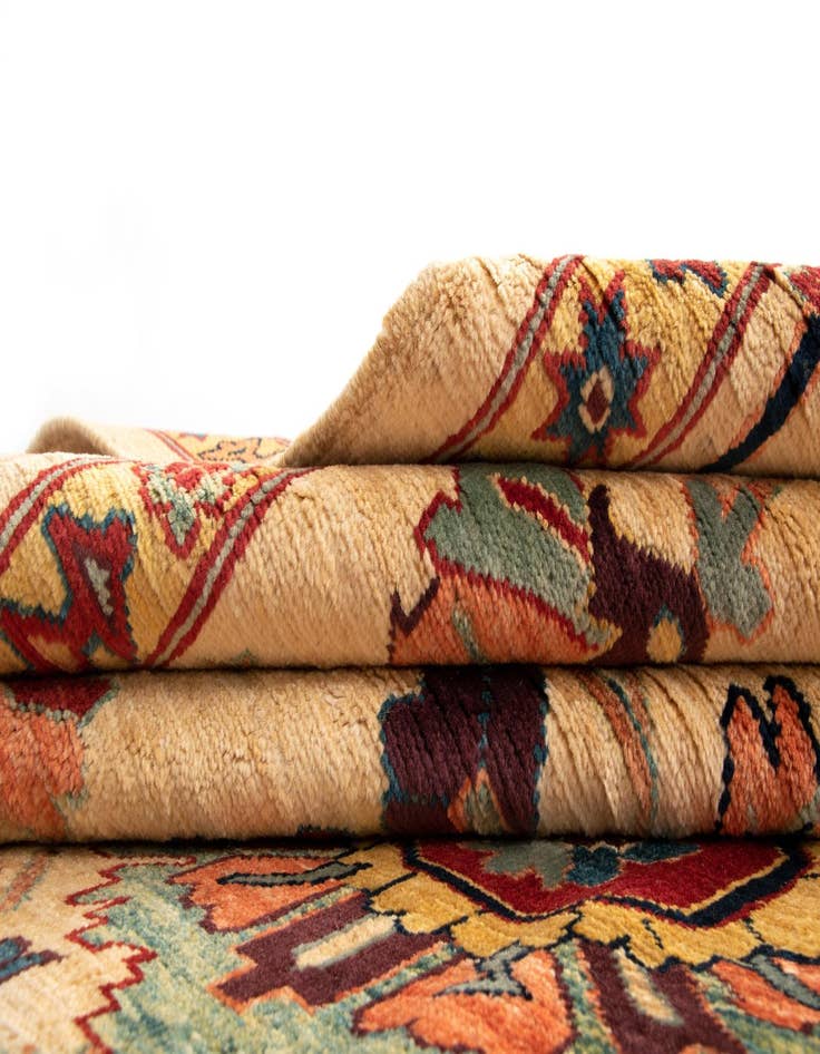 Detail image of  7' 3 x 9' 5 Sara Wool Rug