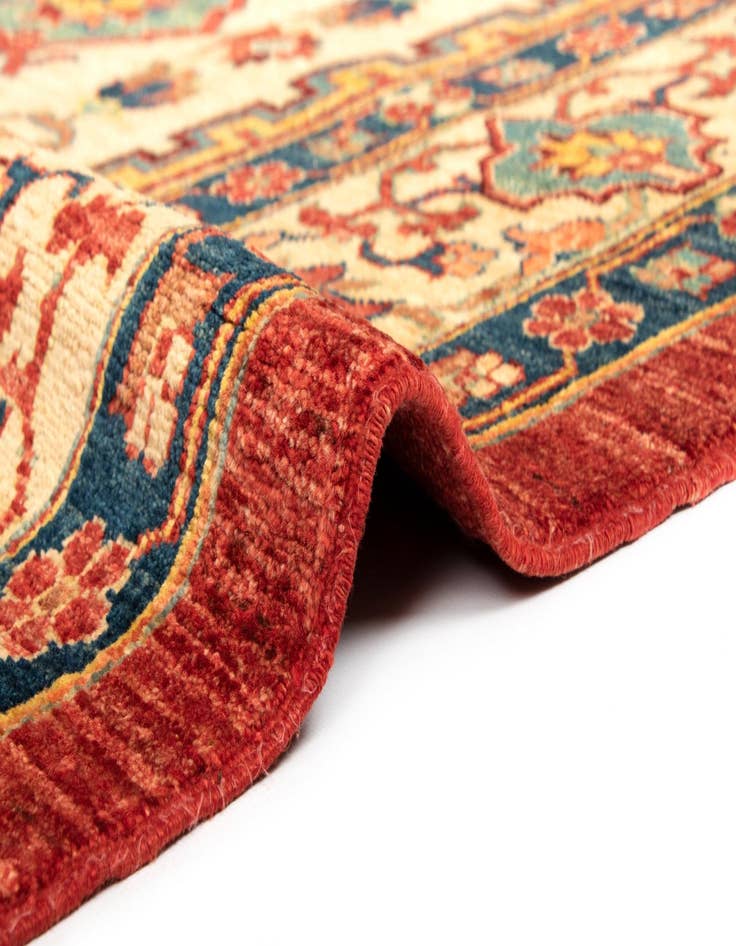 Detail image of  7' 4 x 10' 1 Sara Wool Rug