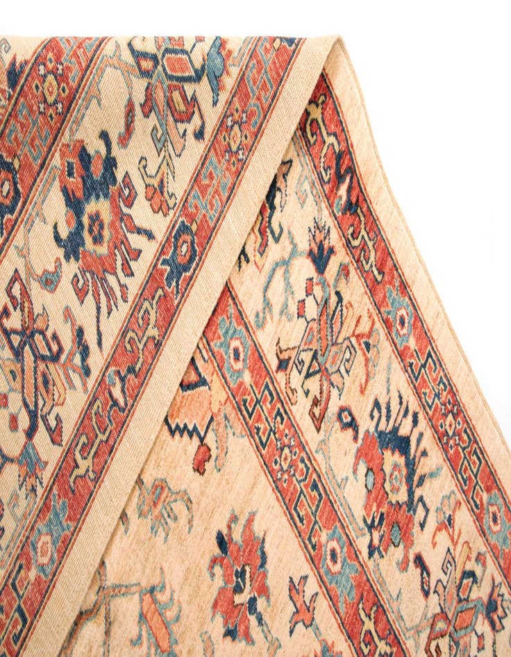 Detail image of  8' x 10' 8 Sara Wool Rug