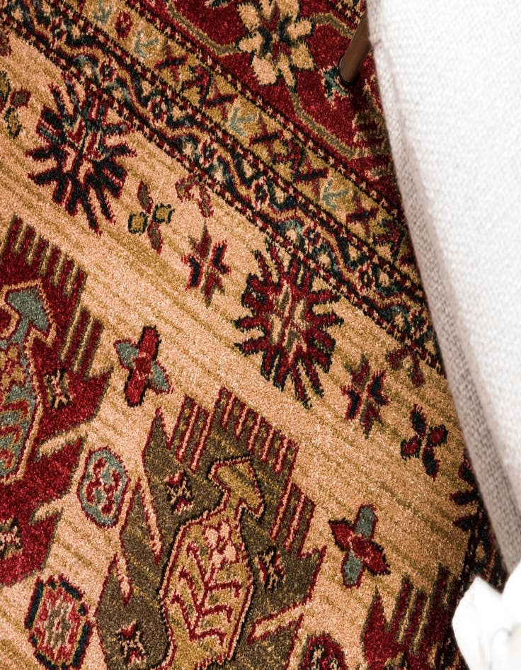 Detail image of  7' x 10' Sara Rug