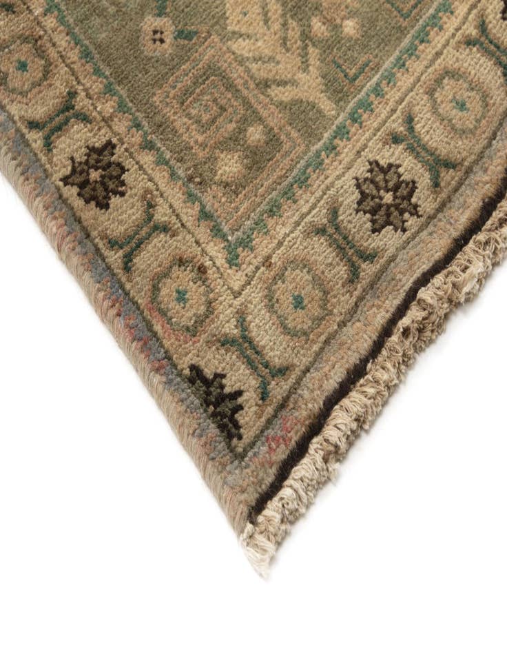 Detail image of  9' 8 x 12' 8  Hand Knotted Sarough Persian Wool Rug